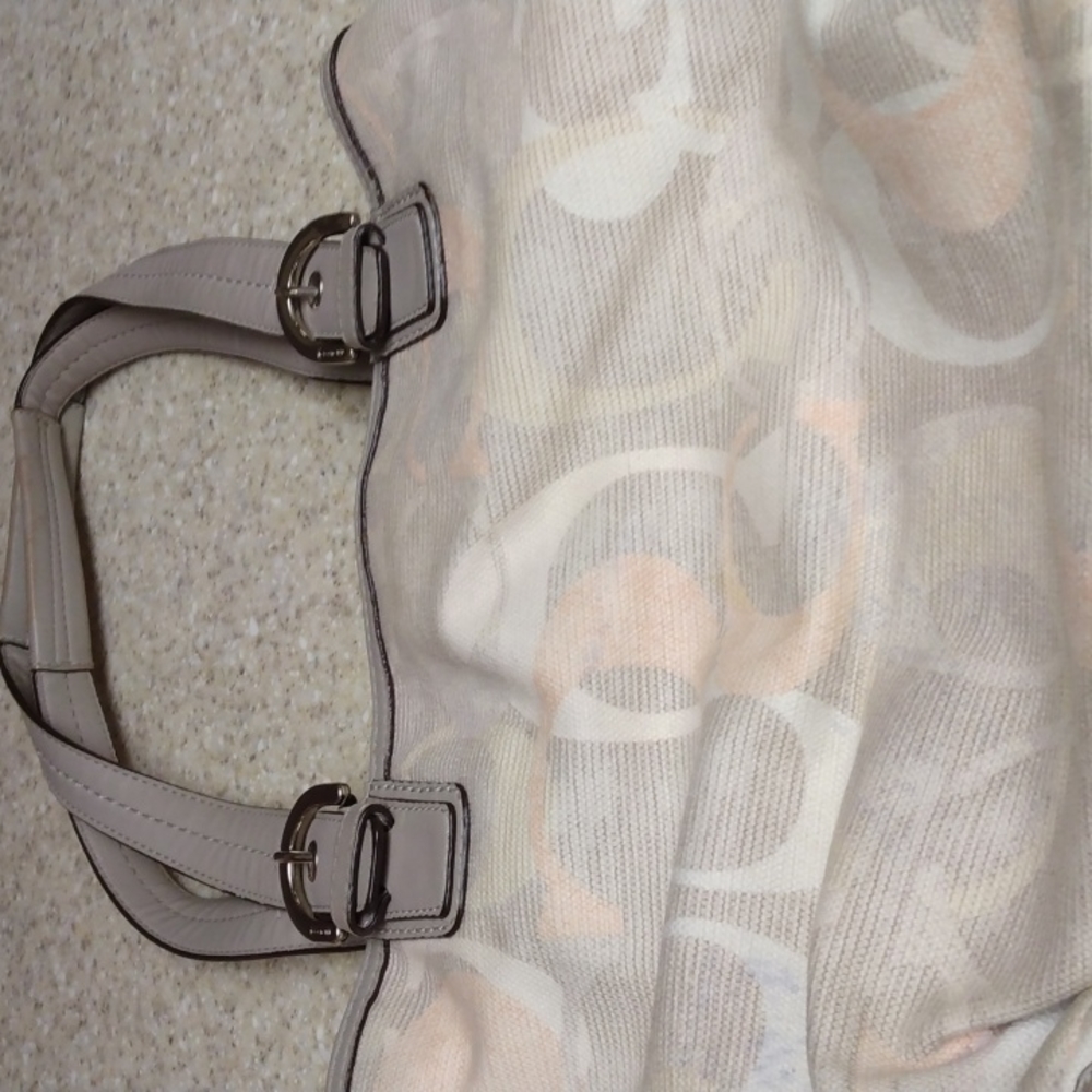 Coach Handbag - Picture 2 of 5